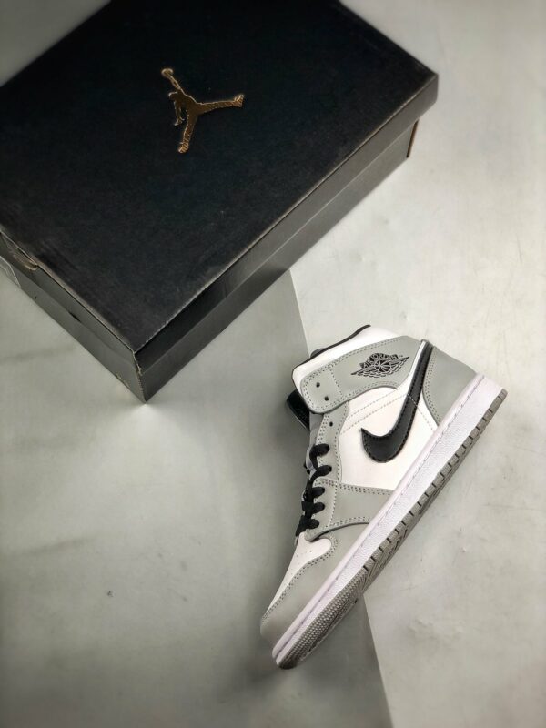 RÉPLICA AIR JORDAN 1 MID 'SMOKE GREY' - Imagen 2