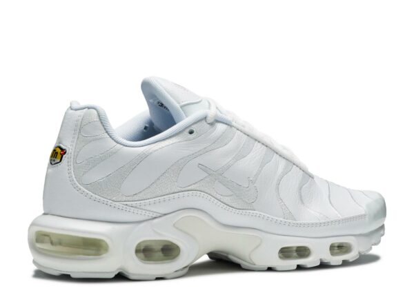 RÉPLICA AIR MAX PLUS TN 'TRIPLE WHITE' - Imagen 3