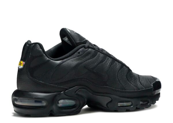 RÉPLICA AIR MAX PLUS TN 'TRIPLE BLACK' - Imagen 3