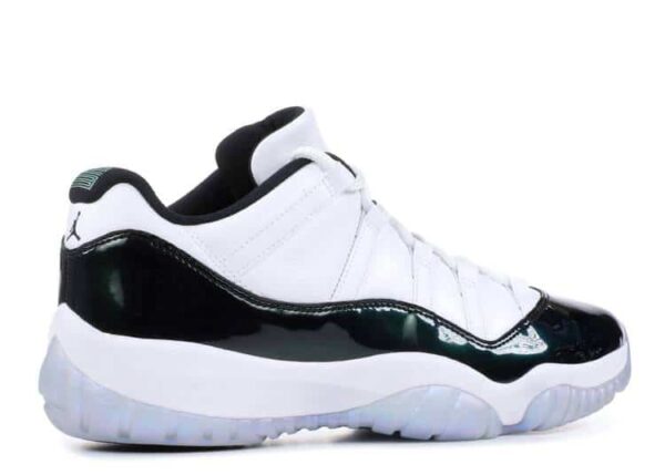 RÉPLICA AIR JORDAN 11 RETRO LOW 'EMERALD' - Imagen 3