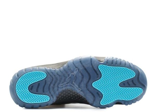 RÉPLICA AIR JORDAN 11 RETRO 'GAMMA BLUE' - Imagen 4