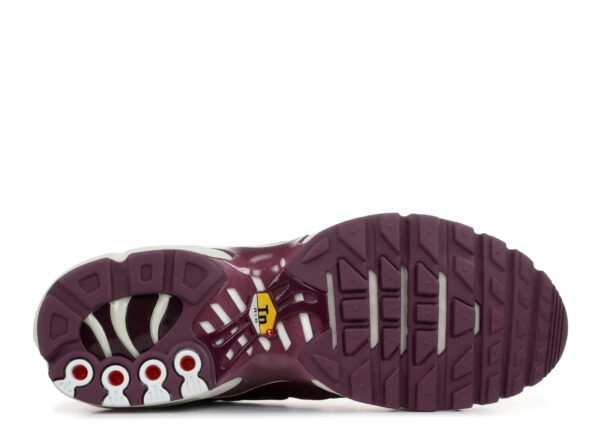 RÉPLICA AIR MAX PLUS TN 'BORDEAUX' - Imagen 4