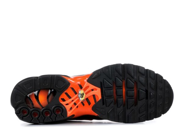 RÉPLICA AIR MAX PLUS TN SE 'BLACK ORANGE' - Imagen 4