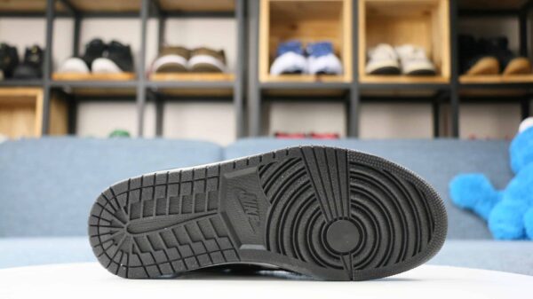 RÉPLICA AIR JORDAN 1 RETRO HIGH OG 'TWIST' - Imagen 4