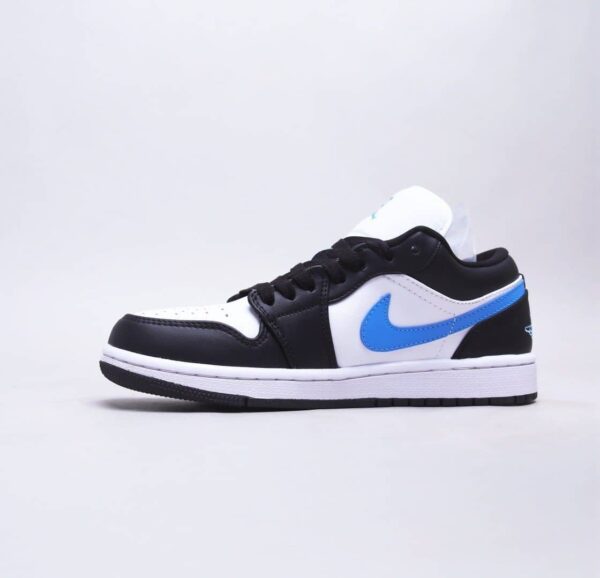 RÉPLICA AIR JORDAN 1 LOW BLACK UNIVERSITY BLUE - Imagen 6