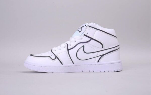 RÉPLICA AIR JORDAN 1 MID SE 'IRIDESCENT TRIM' - Imagen 5