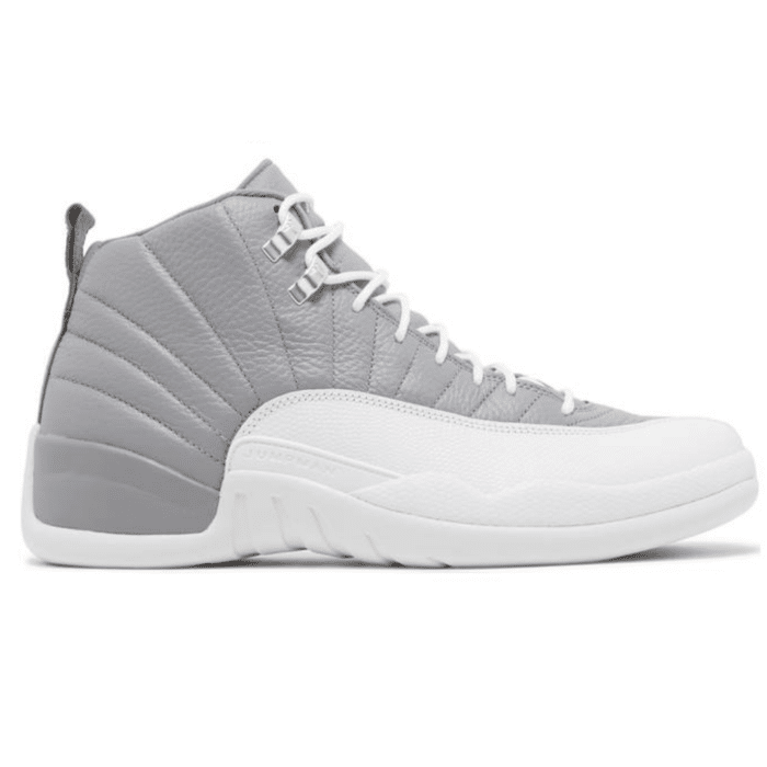 RÉPLICA AIR JORDAN RETRO 12 'STEALTH'