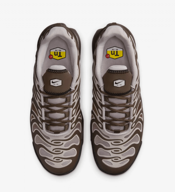 RÉPLICA AIR MAX PLUS DRIFT 'BAROQUE BROWN' - Imagen 4