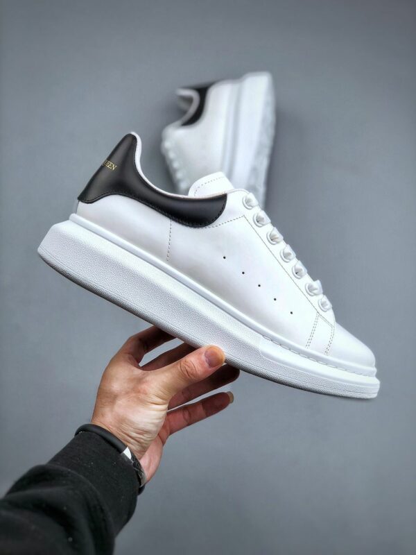 RÉPLICA ALEXANDER MCQUEEN BLANCAS Y NEGRAS - Imagen 7