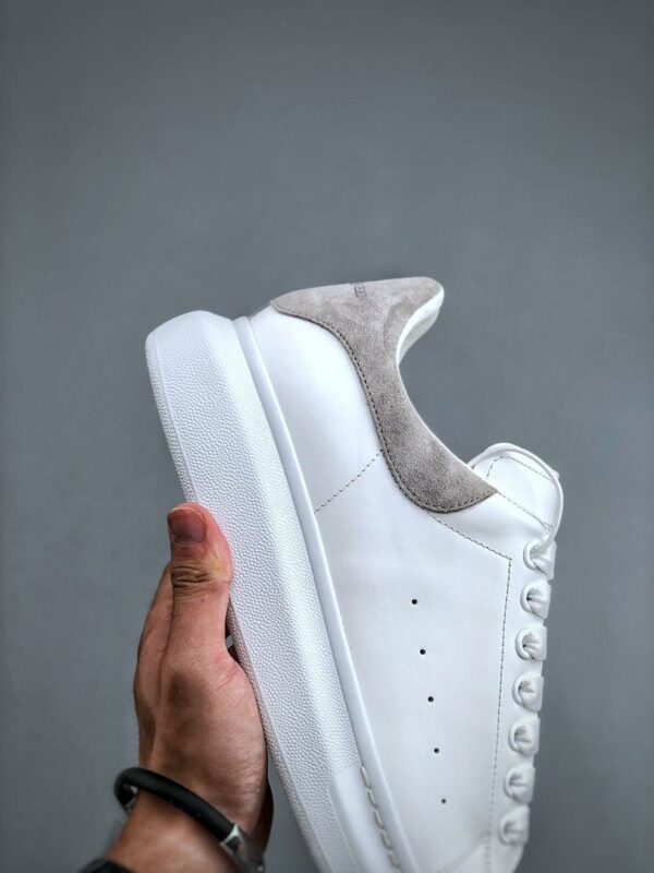 RÉPLICA ALEXANDER MCQUEEN GRISES TERCIOPELO - Imagen 4