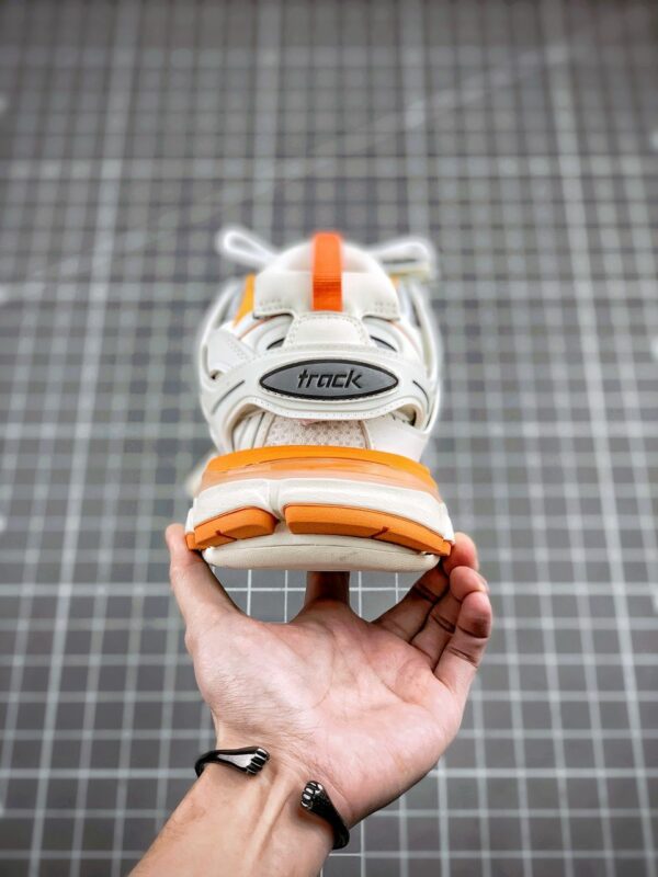 RÉPLICA BALENCIAGA BLACK TRACK 'ORANGE' - Imagen 3