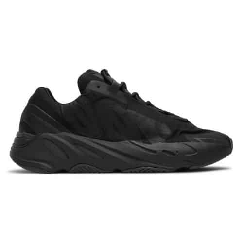 RÉPLICA ADIDAS YEEZY BOOST 700 MNVN "BLACK"
