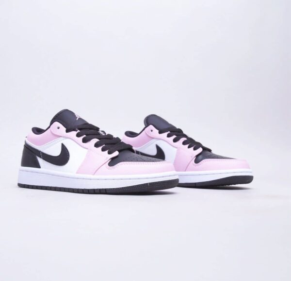 RÉPLICA JORDAN 1 LOW LIGHT ARCTIC PINK - Imagen 3
