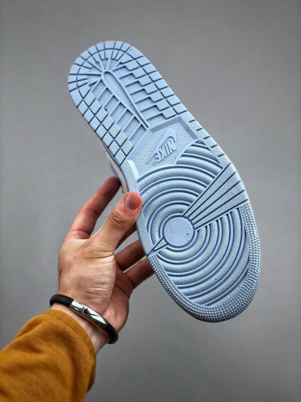 RÉPLICA JORDAN 1 LOW SE REVERSE 'ICE BLUE' - Imagen 3