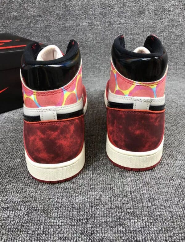 RÉPLICA JORDAN 1 RETRO HIGH 'SPIDER-MAN ACROSS THE SPIDER-VERSE' - Imagen 4