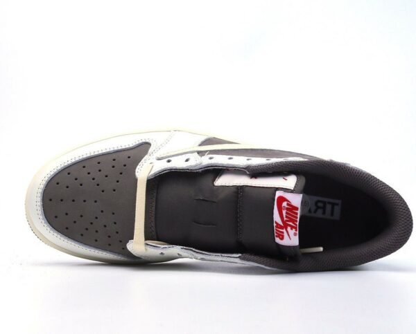 RÉPLICA JORDAN 1 RETRO LOW OG SP TRAVIS SCOTT REVERSE MOCHA - Imagen 5