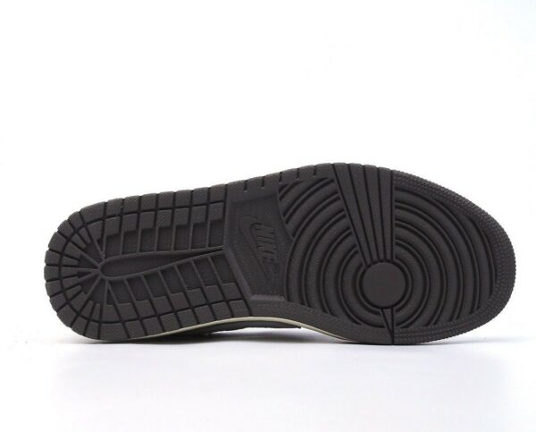 RÉPLICA JORDAN 1 RETRO LOW OG SP TRAVIS SCOTT REVERSE MOCHA - Imagen 4