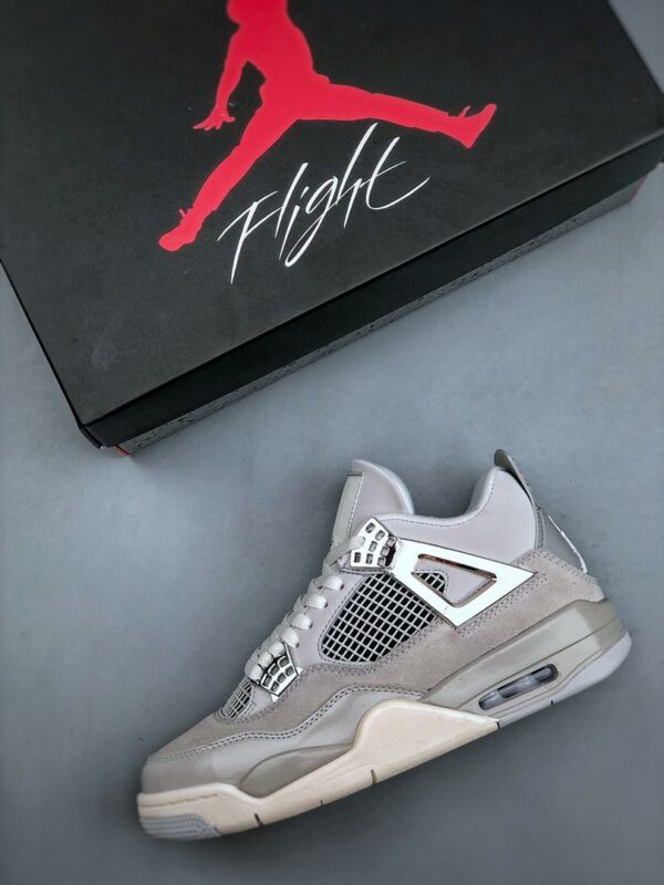 RÉPLICA JORDAN 4 RETRO 'FROZEN MOMENTS' - Imagen 8