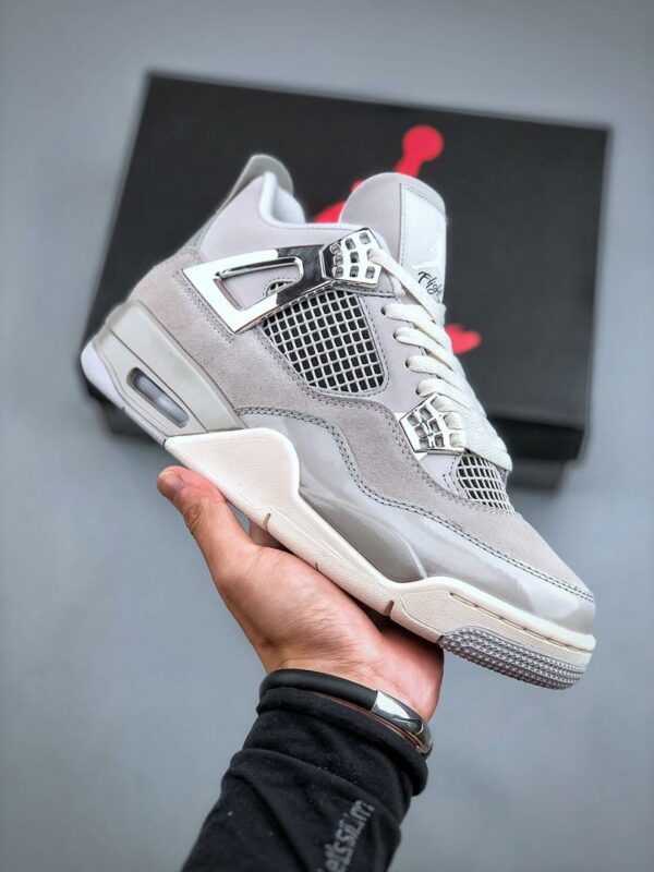 RÉPLICA JORDAN 4 RETRO 'FROZEN MOMENTS' - Imagen 10