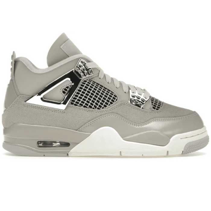 RÉPLICA JORDAN 4 RETRO 'FROZEN MOMENTS'
