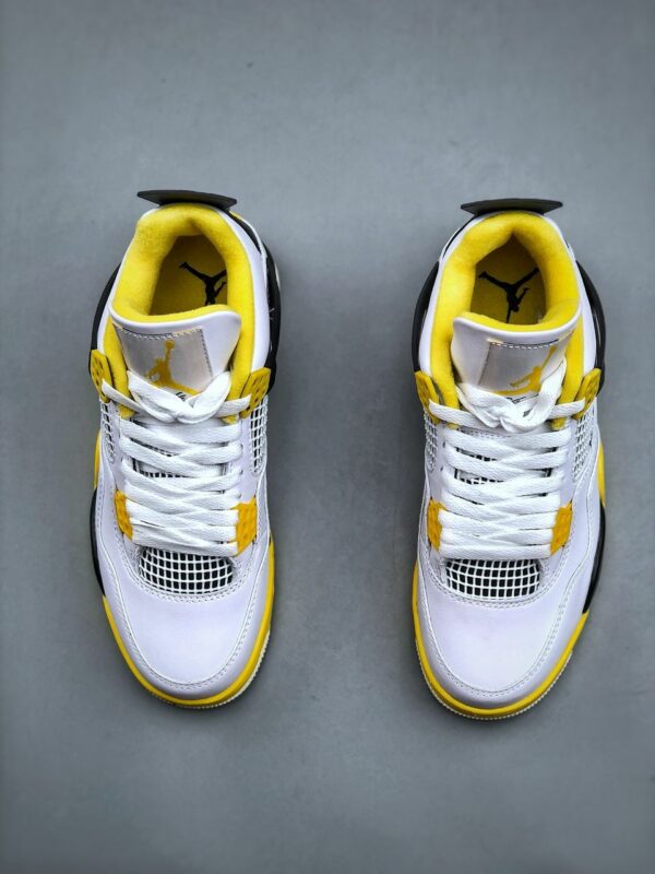 RÉPLICA JORDAN 4 RETRO 'VIVID SULFUR' - Imagen 6