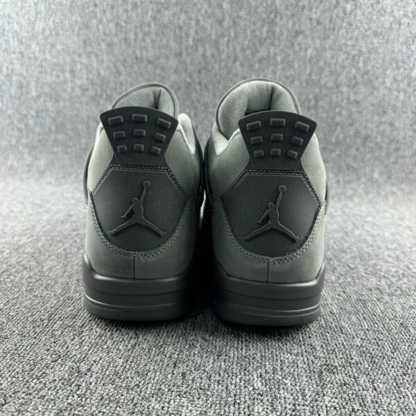 RÉPLICA JORDAN 4 SE PARIS OLYMPICS 'WET CEMENT' - Imagen 4