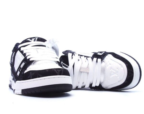RÉPLICA LOUIS VUITTON LV TRAINER 'NEGRA' - Imagen 3