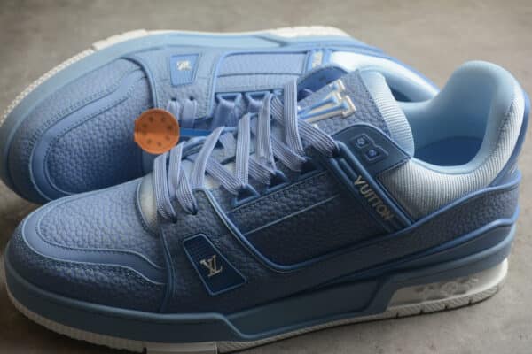 RÉPLICA LV TRAINER 'AZULES' - Imagen 2