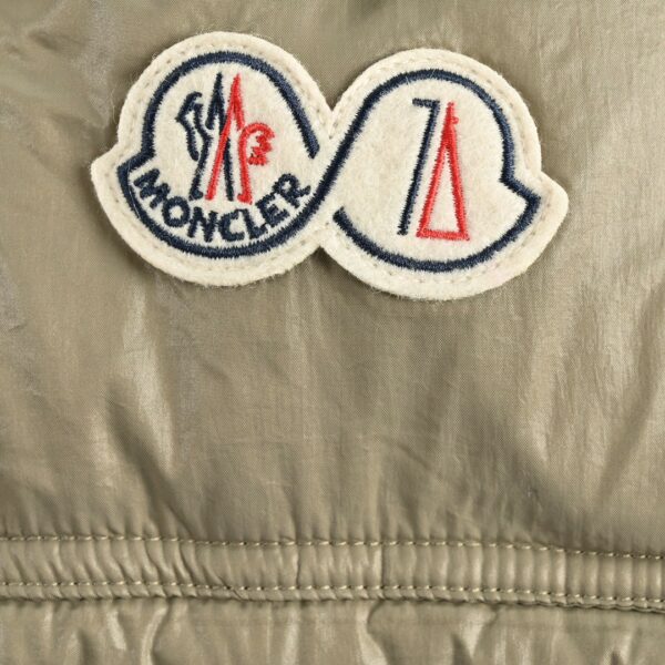 RÉPLICA MONCLER FUDSON ‘KHAKI’ - Imagen 5
