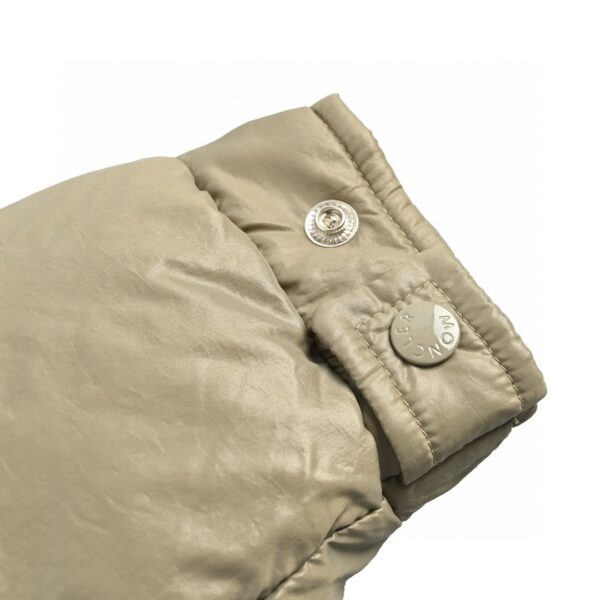 RÉPLICA MONCLER FUDSON ‘KHAKI’ - Imagen 6