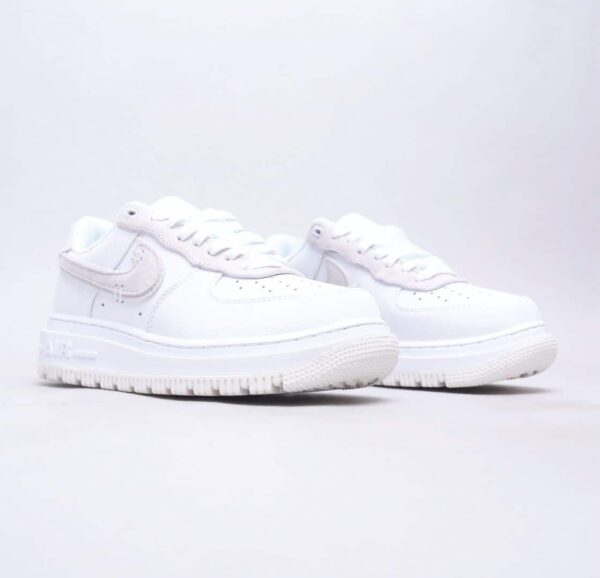 RÉPLICA NIKE AIR FORCE LUXE SUMMIT WHITE - Imagen 4