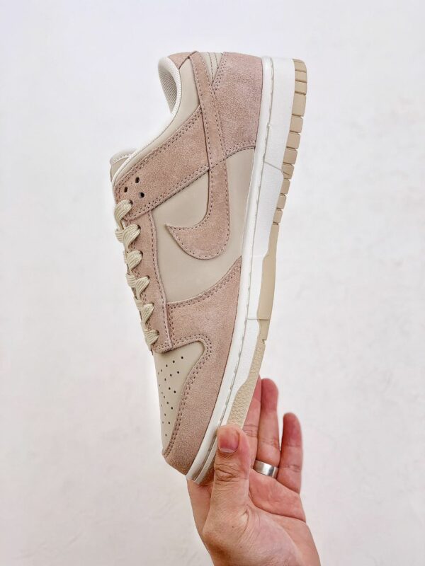 RÉPLICA NIKE DUNK LOW 'SANDDRIFT' - Imagen 7