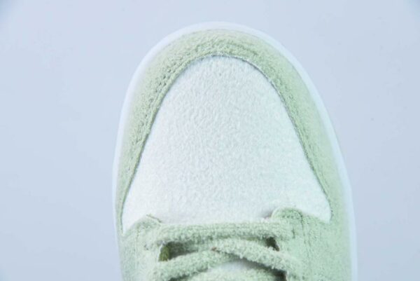 RÉPLICA NIKE DUNK LOW SE FLEECE PACK "HONEYDEW" - Imagen 8
