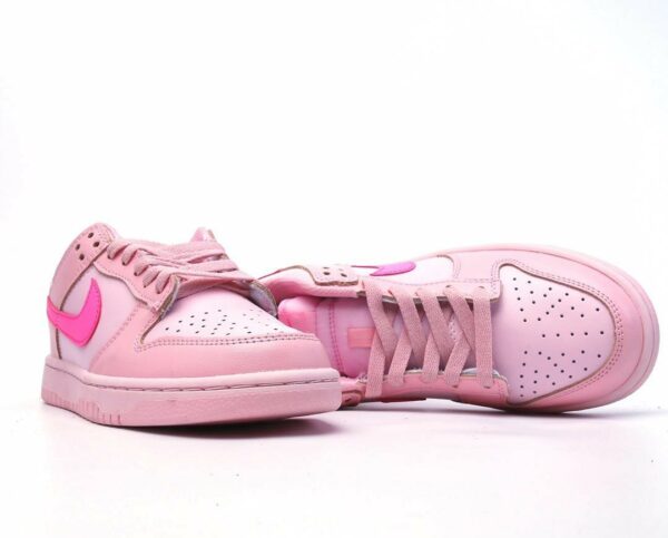 RÉPLICA NIKE DUNK LOW TRIPLE PINK - Imagen 3
