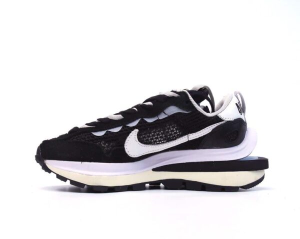 RÉPLICA NIKE VAPORWAFFLE SACAI BLACK WHITE - Imagen 6