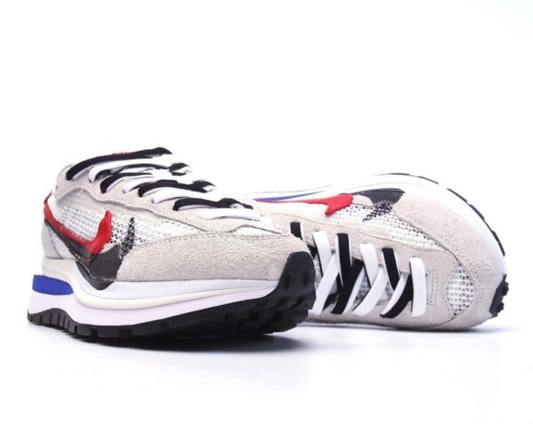 RÉPLICA NIKE VAPORWAFFLE SACAI SPORT FUCHSIA GAME ROYAL - Imagen 6