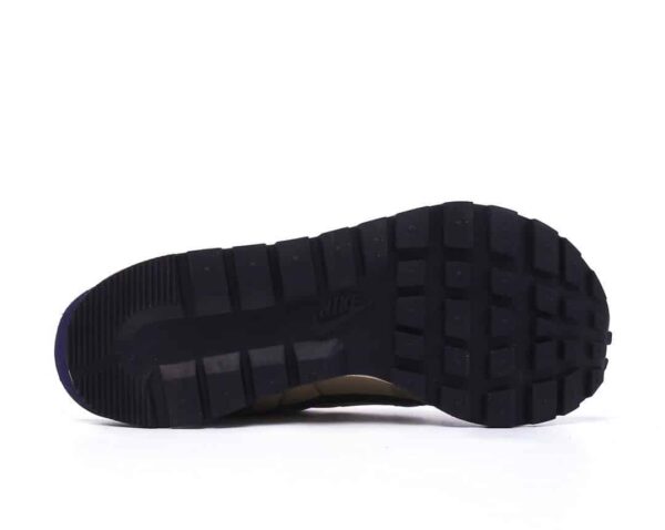 RÉPLICA NIKE  VAPORWAFFLE SACAI TAN NAVY - Imagen 4