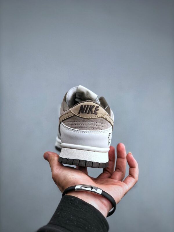 RÉPLICA OTOMO KATSUHIRO X NIKE SB DUNK LOW - Imagen 3