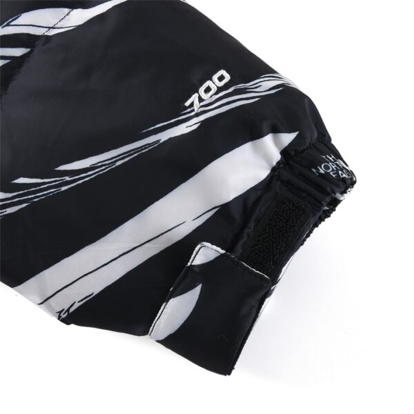 RÉPLICA THE NORTH FACE NUPTSE PARKA 700 ‘NEGRA' - Imagen 3