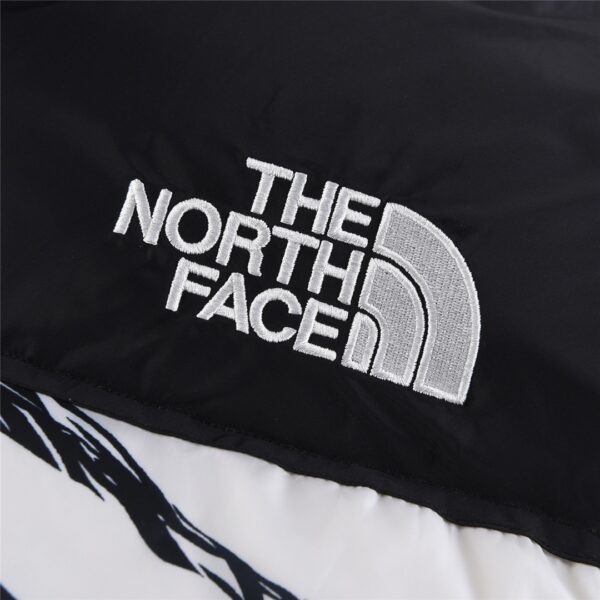 RÉPLICA THE NORTH FACE NUPTSE PARKA 700 'ZEBRA' - Imagen 7