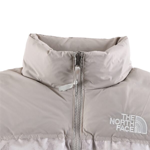 RÉPLICA CHAQUETA THE NORTH FACE RETRO NUPTSE 1996 'GRIS' - Imagen 3