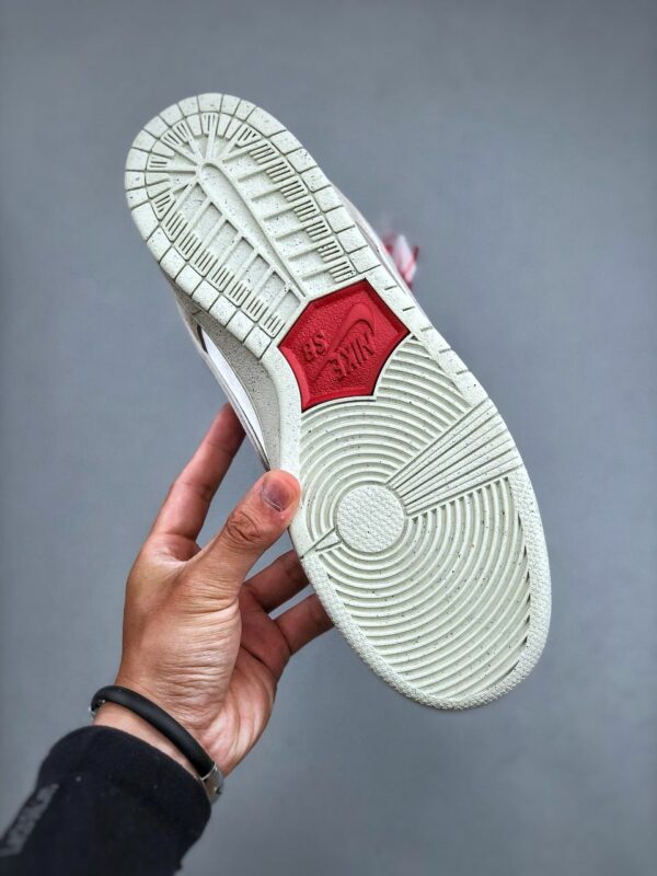 RÉPLICA SB DUNK LOW 'CITY OF LOVE' - Imagen 3