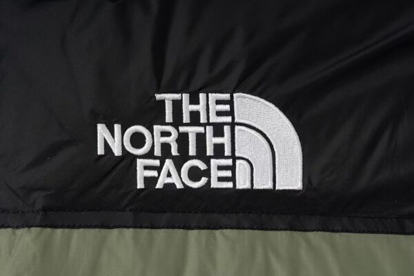 RÉPLICA CHAQUETA NORTH FACE 'VERDE' - Imagen 4