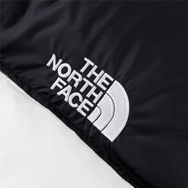 RÉPLICA CHAQUETA NORTH FACE 'BLANCA' - Imagen 3