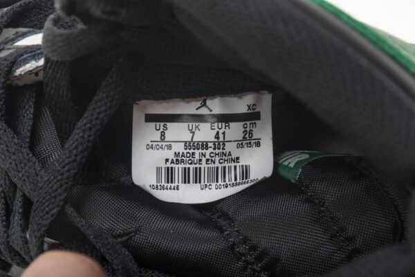 RÉPLICA AIR JORDAN 1 RETRO HIGH OG 'PINE GREEN' - Imagen 3
