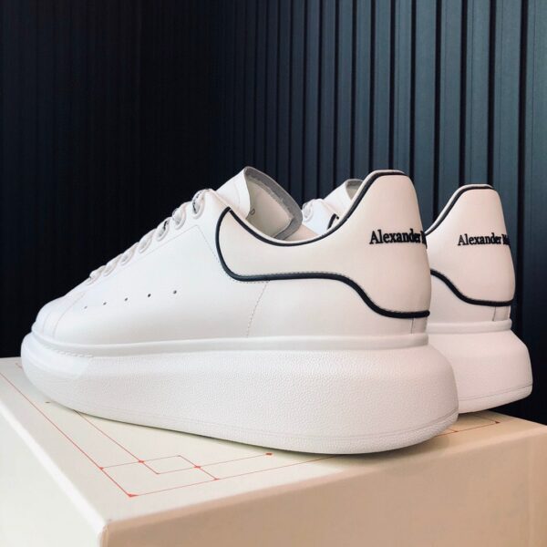 RÉPLICA ALEXANDER  MCQUEEN BLANCAS LINE BLACK - Imagen 3
