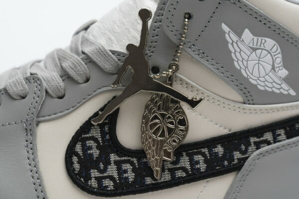 RÉPLICA DIOR X AIR JORDAN 1 HIGH - Imagen 6