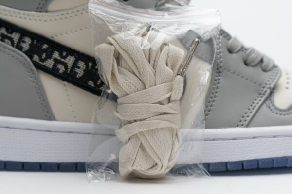 RÉPLICA DIOR X AIR JORDAN 1 HIGH - Imagen 5