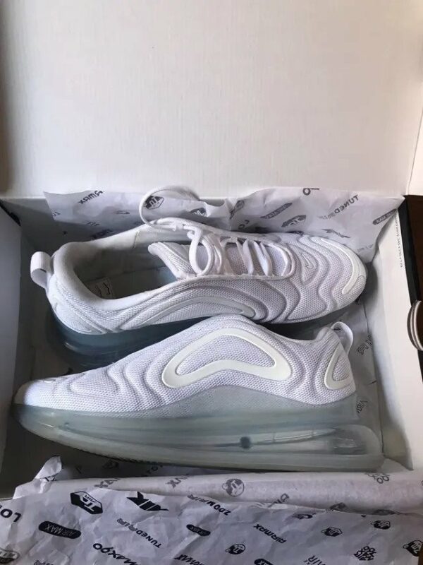 RÉPLICA NIKE AIR MAX 720 "METALLIC PLATINUM" - Imagen 2