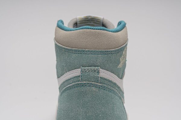 RÉPLICA AIR JORDAN RETRO 1 TURBO GREEN - Imagen 4